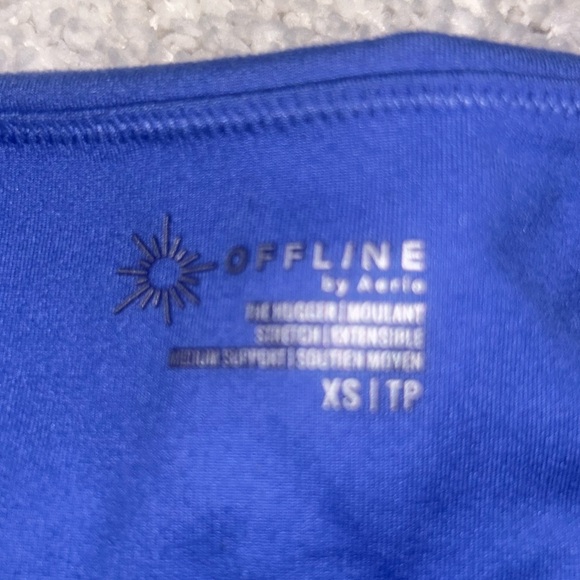 BLUE AERIE OFFLINE ATHLETIC CROP TOP WITH BUILT IN BRA!! - Picture 2 of 3